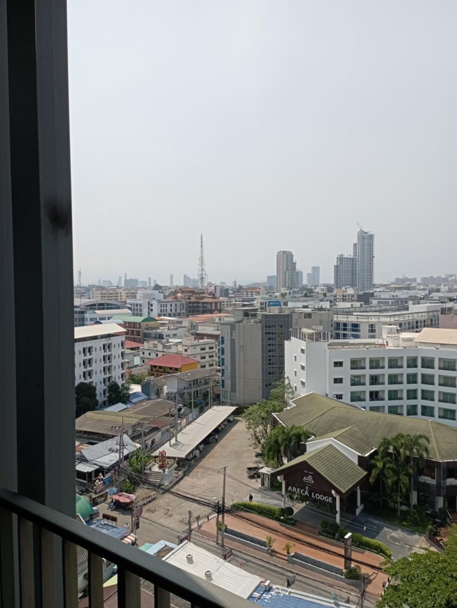 The Base Pattaya By Nami Lejlighedshotel Eksteriør billede